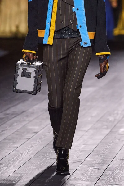 Look 33